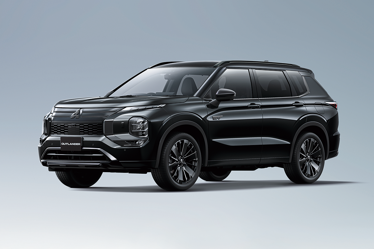 三菱自動車、クロスオーバーSUV『アウトランダーPHEV』に特別仕様車 